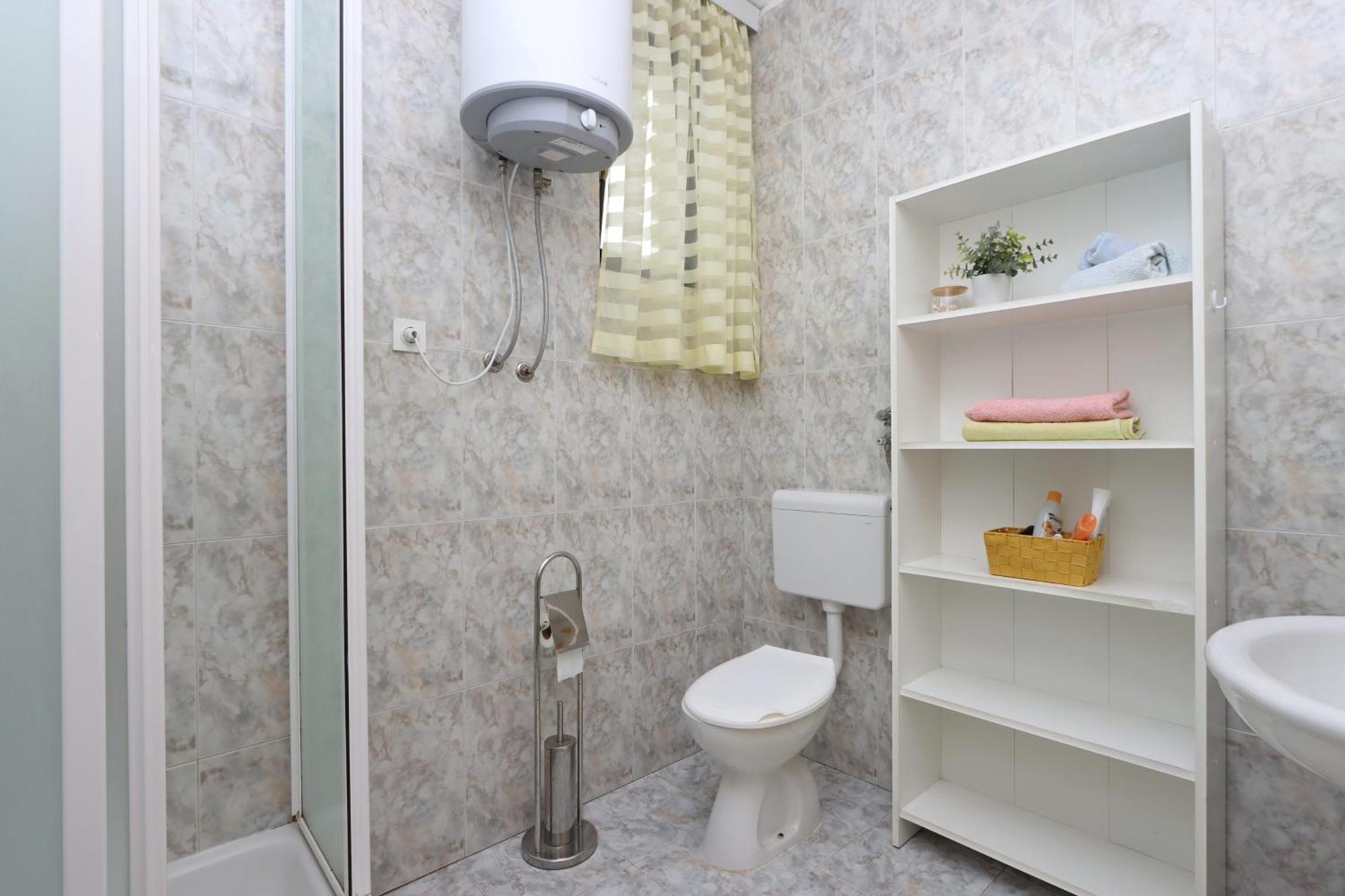 Vrh  Apartments With A Parking Space Pinezici, Krk - 18967 מראה חיצוני תמונה