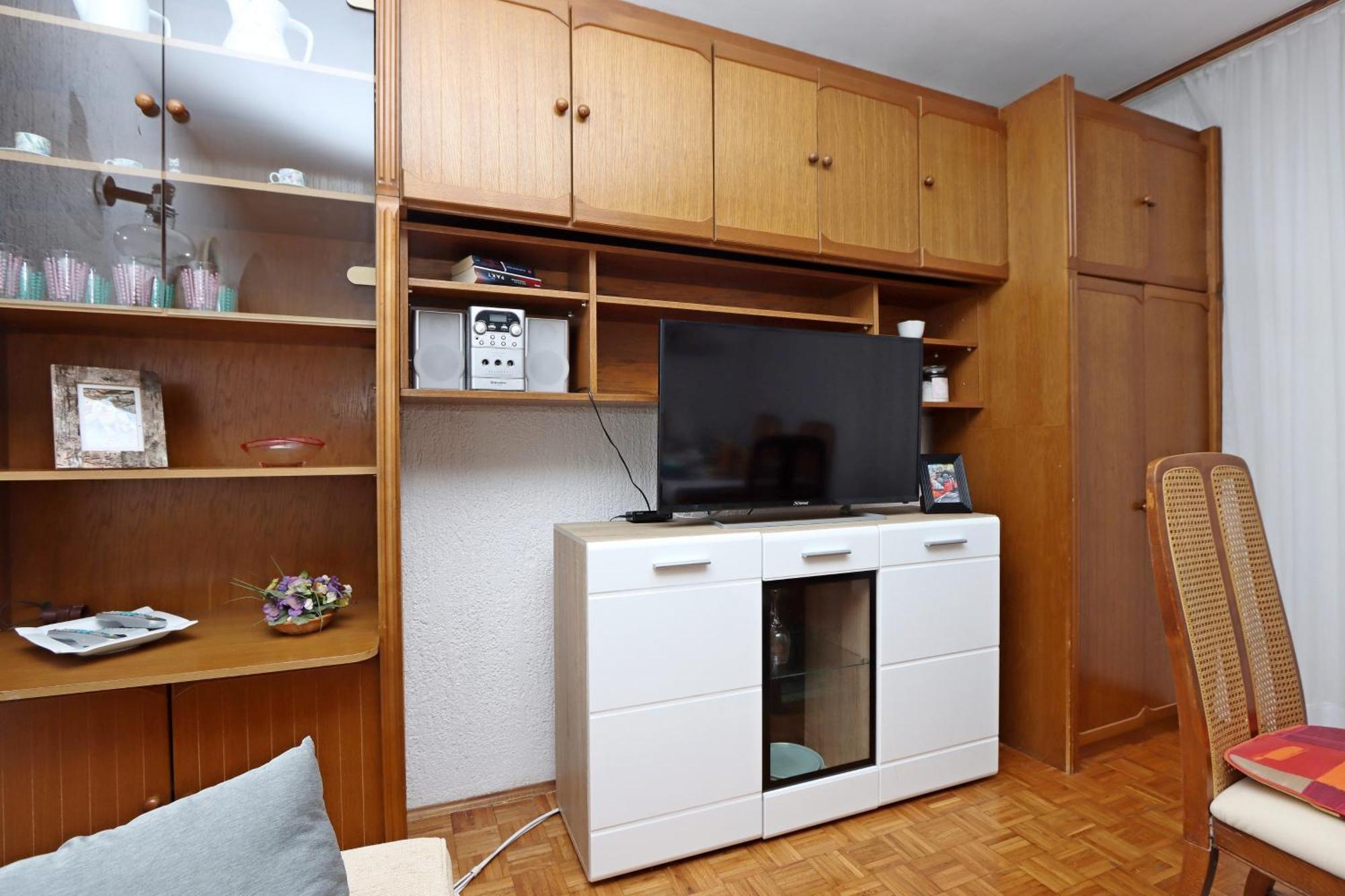 Vrh  Apartments With A Parking Space Pinezici, Krk - 18967 חדר תמונה